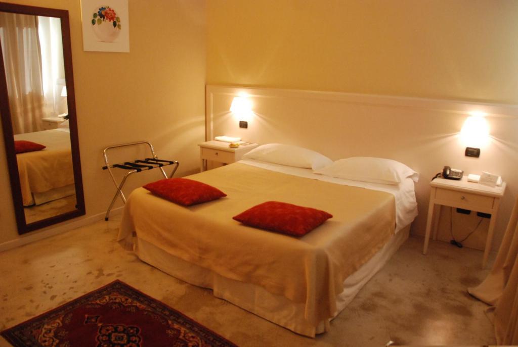 Albergo Della Ceramica Villanova Mondovì Exteriér fotografie